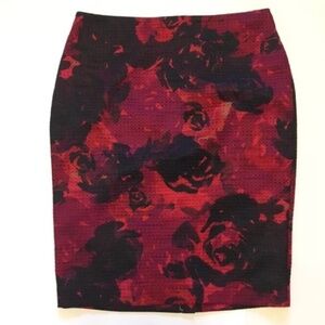 *NWOT* Abstract Floral Pencil Skirt